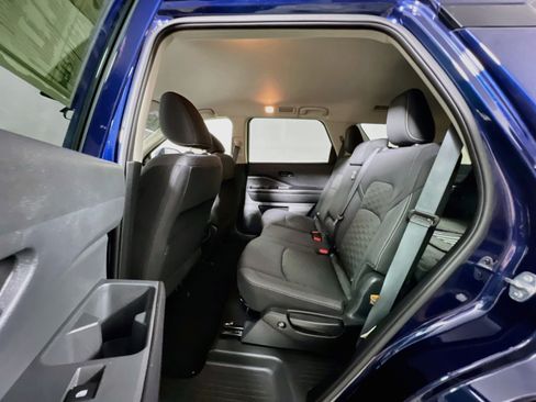 Used 2025 Nissan Pathfinder SV FWD image 29