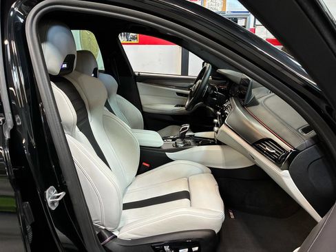 Used 2022 BMW M5 w/ Competition Package AWD/4WD image 15