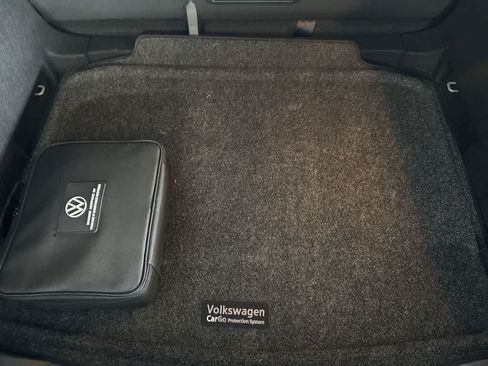 Certified 2023 Volkswagen Taos SE FWD image 25