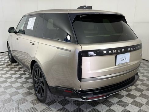 Used 2023 Land Rover Range Rover Long Wheelbase SE AWD/4WD image 4