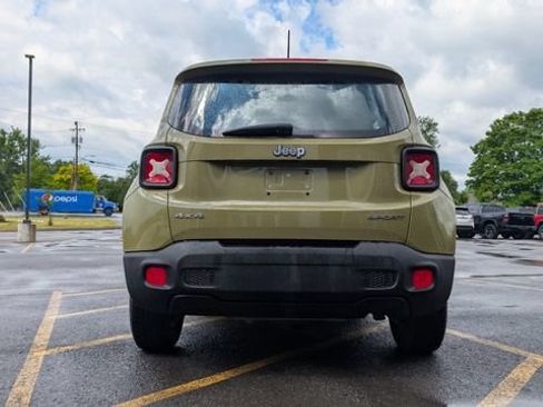 Used 2015 Jeep Renegade Sport w/ Power & Air Group AWD/4WD image 6