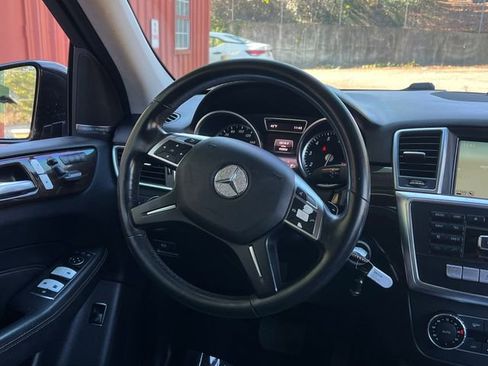 Used 2015 Mercedes-Benz ML 350 4MATIC image 17
