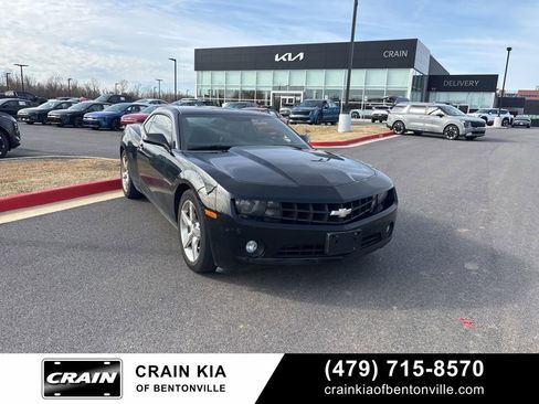 Used 2013 Chevrolet Camaro LT image 2