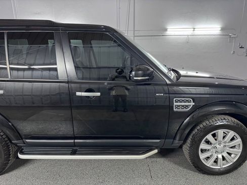Used 2016 Land Rover LR4 AWD/4WD image 4