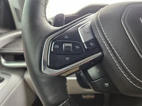 Used 2024 Chevrolet Corvette Z06 w/ Chrome Exterior Badge Package image 21