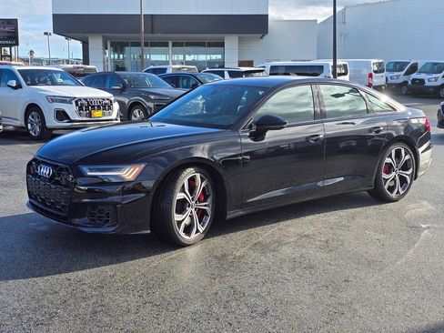 Used 2025 Audi S6 Prestige image 2
