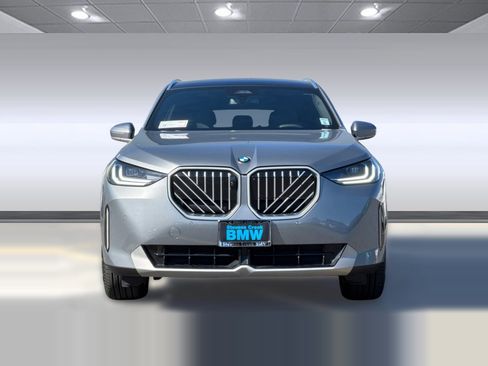 Used 2025 BMW X3 xDrive30 w/ Premium Package AWD/4WD image 5