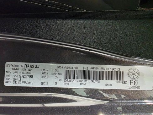 Used 2016 Jeep Wrangler Unlimited Sahara w/ Dual Top Group image 31