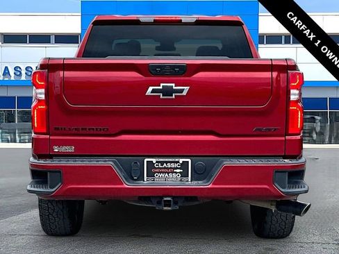 Used 2024 Chevrolet Silverado 1500 RST w/ Dark Appearance Package AWD/4WD image 6