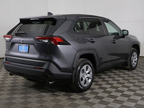 Used 2024 Toyota RAV4 LE image 7