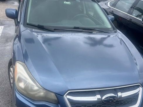 Used 2013 Subaru Impreza 2.0i Premium w/ Popular Pkg 1 AWD/4WD image 3