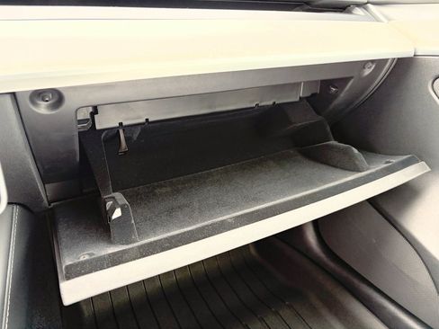 Used 2022 Tesla Model 3 Long Range image 18