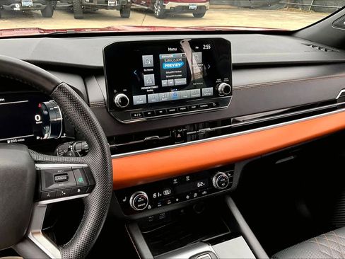 Used 2023 Mitsubishi Outlander SEL image 6