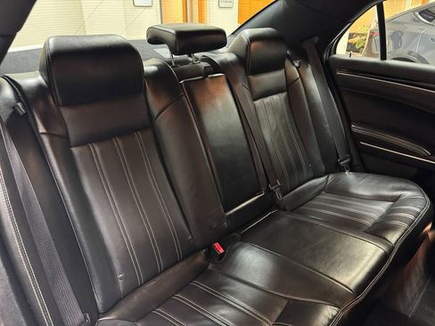 Used 2017 Chrysler 300 S image 53