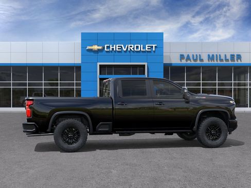 New 2026 Chevrolet Silverado 2500 ZR2 image 5