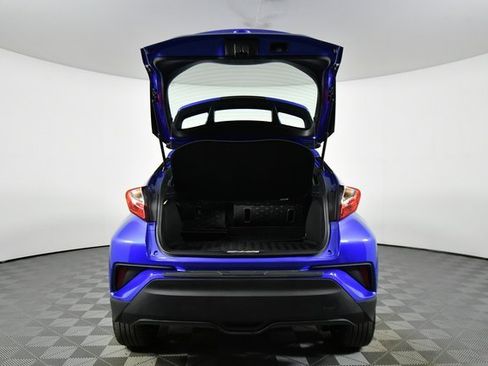 Used 2022 Toyota C-HR image 25
