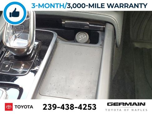 Used 2022 Volvo XC90 T8 Inscription image 31