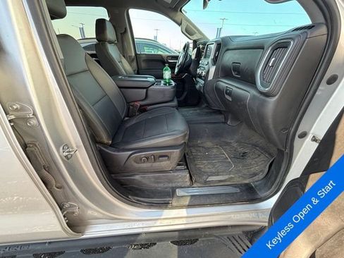 Used 2022 GMC Sierra 1500 SLT w/ Driver Alert Package I AWD/4WD image 13