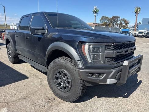Used 2022 Ford F150 Raptor w/ Raptor 37 Performance Package AWD/4WD image 3