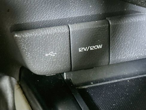 Used 2020 Toyota Camry LE FWD image 32