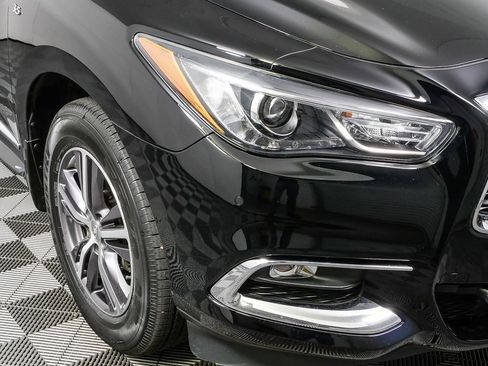 Used 2019 INFINITI QX60 Luxe w/ Essential Package FWD image 38