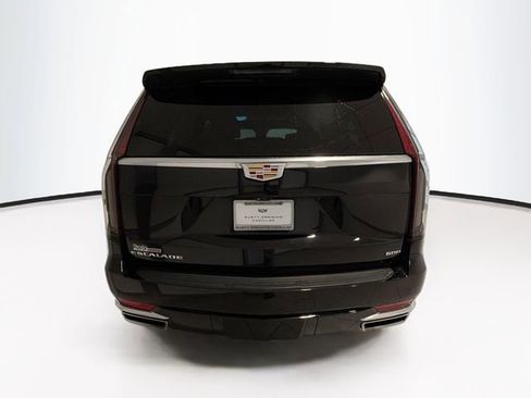 Used 2023 Cadillac Escalade ESV Premium Luxury image 5
