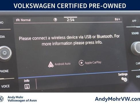 Used 2024 Volkswagen Taos SE AWD/4WD image 38