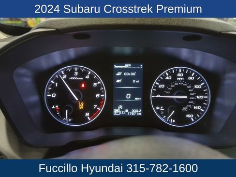 Used 2024 Subaru Crosstrek 2.0i Premium image 11