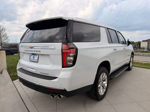 Used 2023 Chevrolet Suburban Premier AWD/4WD image 8