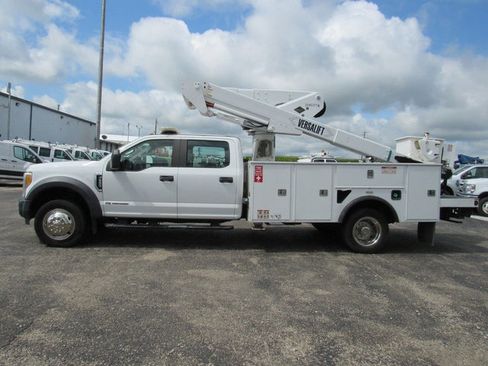Used 2017 Ford F550 2WD Crew Cab Super Duty image 6