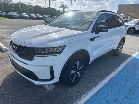 Used 2023 Kia Sorento S w/ Panoramic Sunroof Package FWD image 1