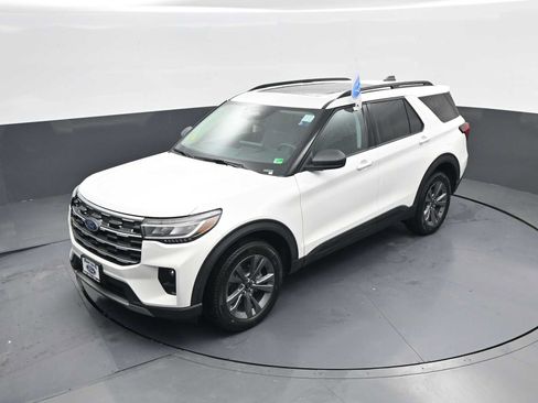 New 2026 Ford Explorer Active w/ Active Comfort Package AWD/4WD image 53