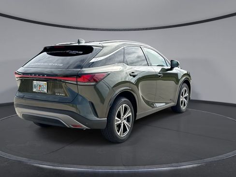 Used 2026 Lexus RX 350 Premium w/ Accessory Package (Z1) FWD image 11