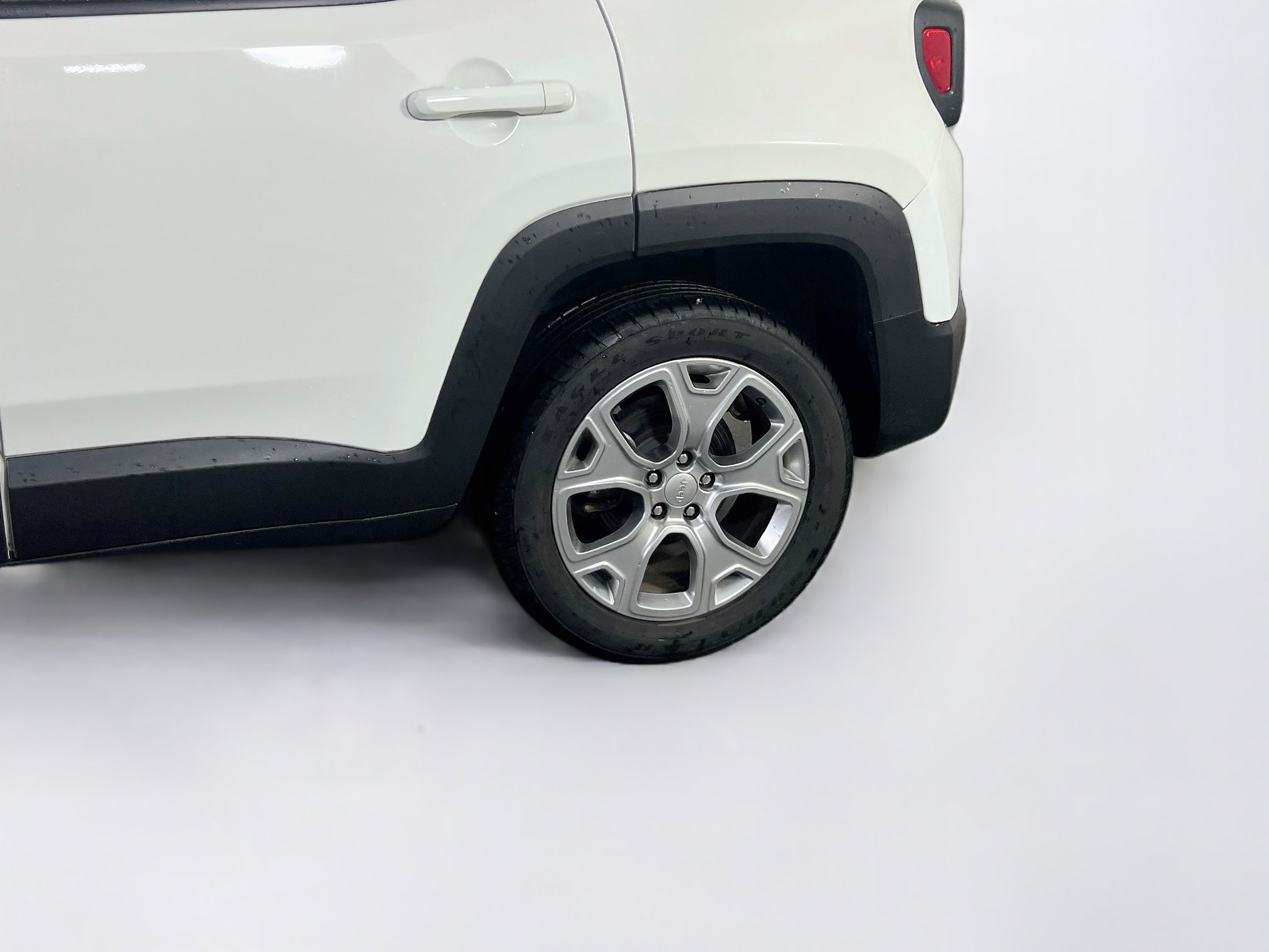 Used 2023 Jeep Renegade Limited AWD/4WD image 30