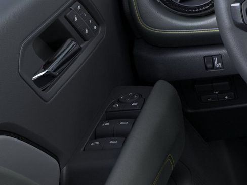 New 2026 Chevrolet Colorado ZR2 AWD/4WD image 22