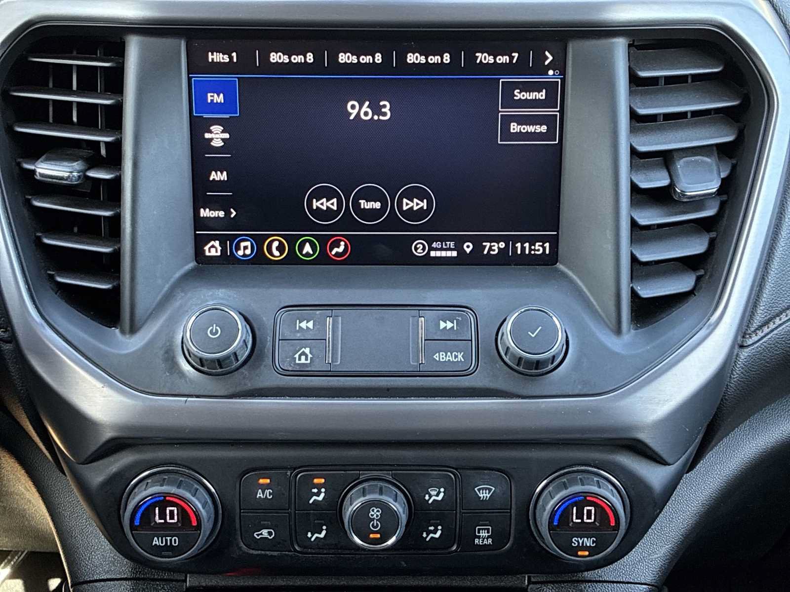 Used 2022 GMC Acadia AT4 w/ GMC Pro Grade Package AWD/4WD image 12