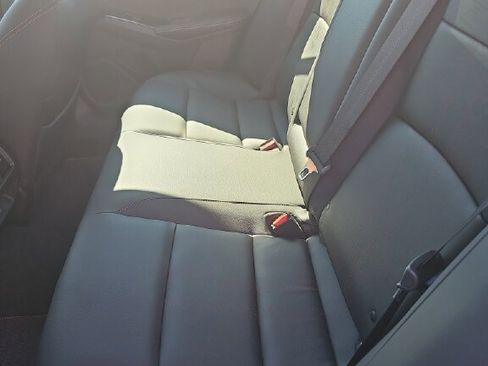 Used 2024 Nissan Altima 2.0 SR image 3