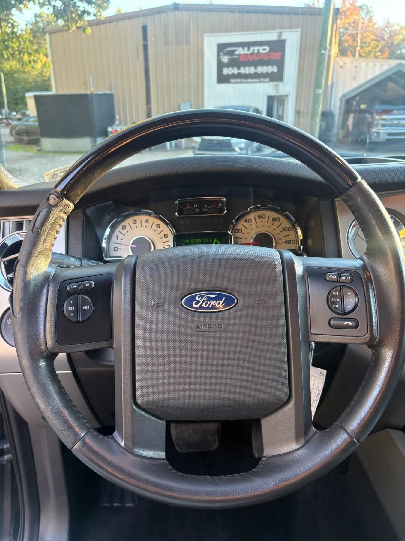 Used 2011 Ford Expedition Limited w/ 301A Rapid Spec Order Code AWD/4WD image 41