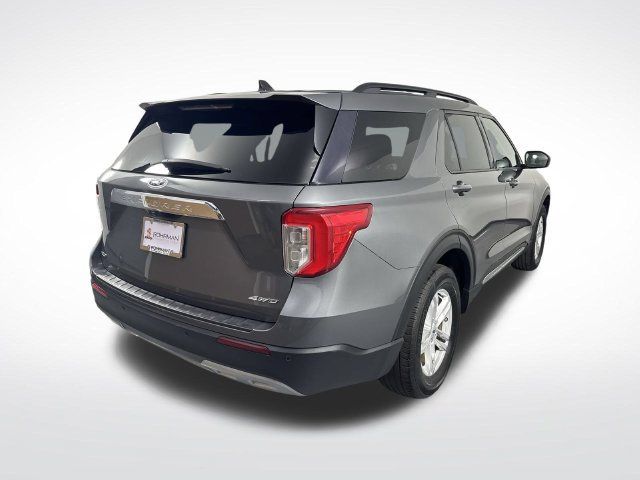 Used 2023 Ford Explorer XLT w/ Equipment Group 202A AWD/4WD image 36