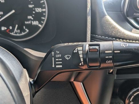Used 2021 Nissan Rogue S FWD image 26