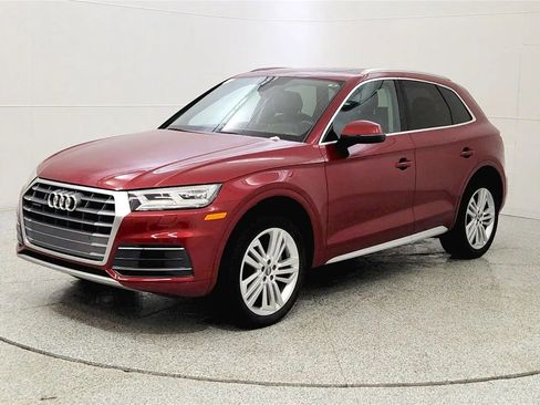 Used 2018 Audi Q5 Premium Plus w/ Premium Plus Package image 3