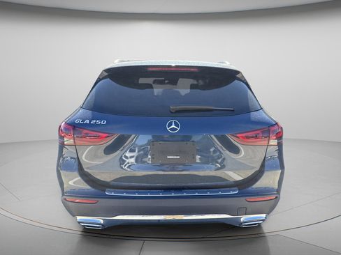 Used 2021 Mercedes-Benz GLA 250 GLA 250 image 5