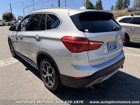 Used 2016 BMW X1 xDrive28i AWD/4WD image 5