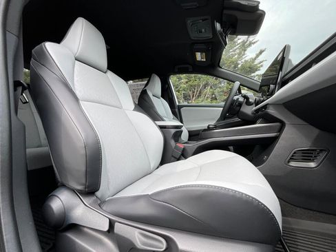 New 2026 Subaru Solterra Premium image 12