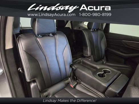 Used 2024 Acura MDX SH-AWD w/ Advance Package image 11