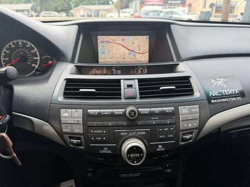Used 2009 Honda Accord EX-L image 32