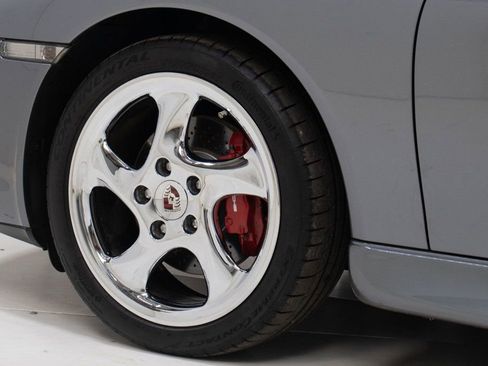 Used 2002 Porsche 911 Cabriolet image 61