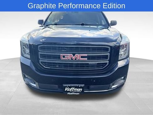 Used 2019 GMC Yukon XL SLT w/ Graphite Performance Edition AWD/4WD image 9