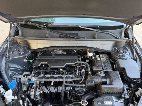 Used 2025 Hyundai Kona SEL image 32