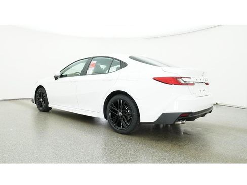 New 2026 Toyota Camry SE image 21